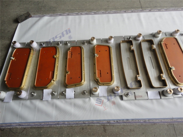 汽車遮陽(yáng)板高周波焊接機(jī)模具
