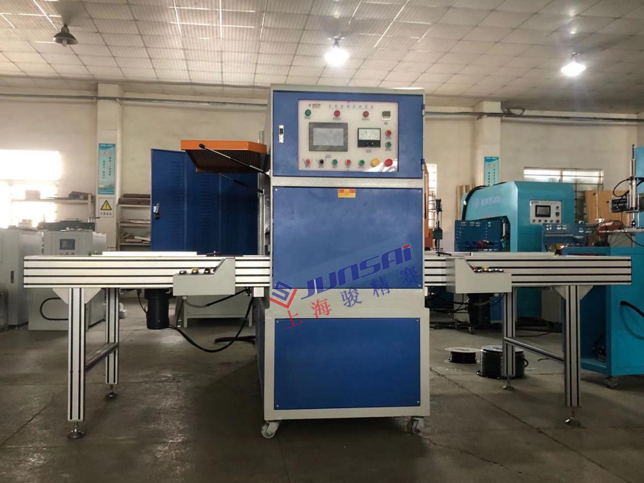 防彈衣熱合機(jī)1