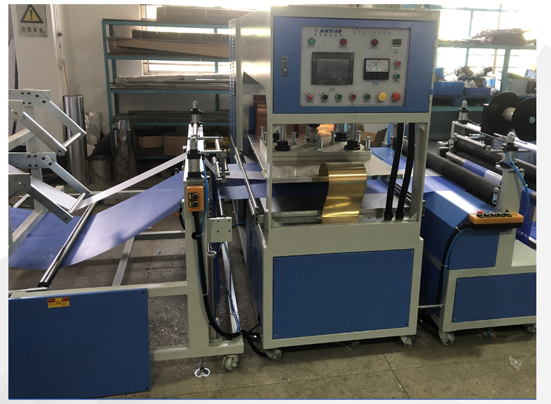 pvc廣告布反光膜全自動(dòng)高頻熱合機(jī)16